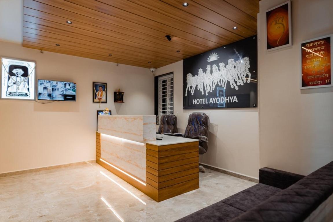 Hotel Ayodhya Virpur Екстер'єр фото