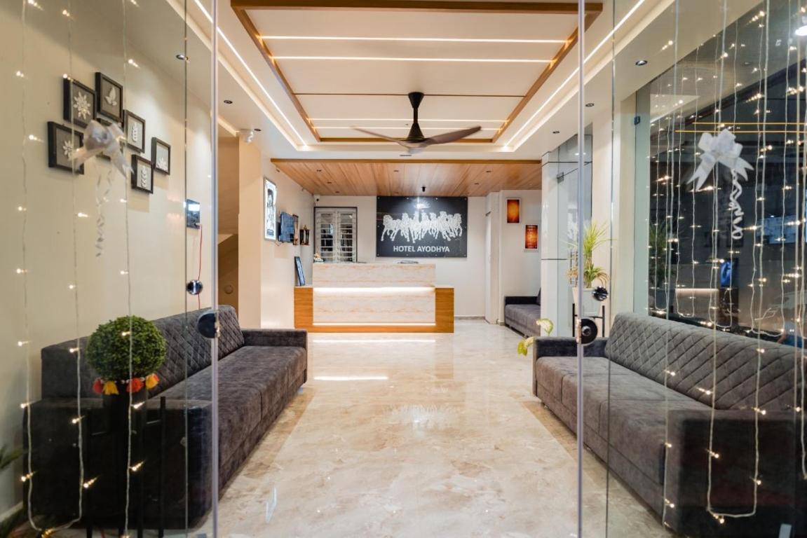 Hotel Ayodhya Virpur Екстер'єр фото